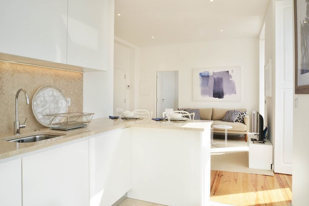 undefined Deluxe Chiado Apartment 7