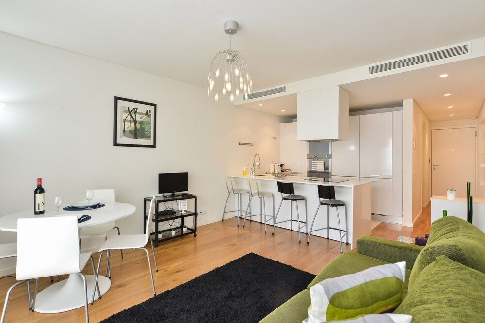 undefined Sunny & Bright Amoreiras Apartment 3