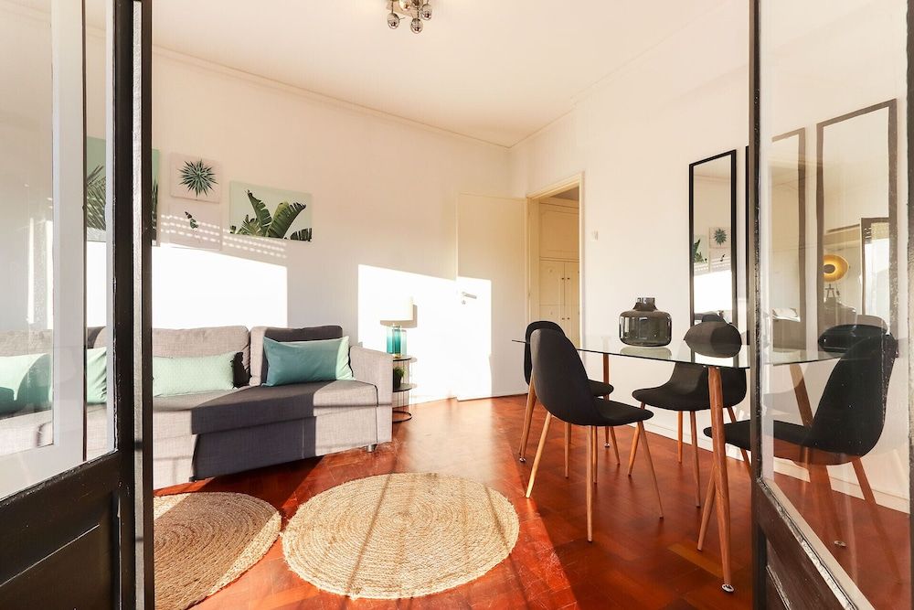 Marquês Balcony by Homing Apartment, 2 Bedrooms, Kitchen 21