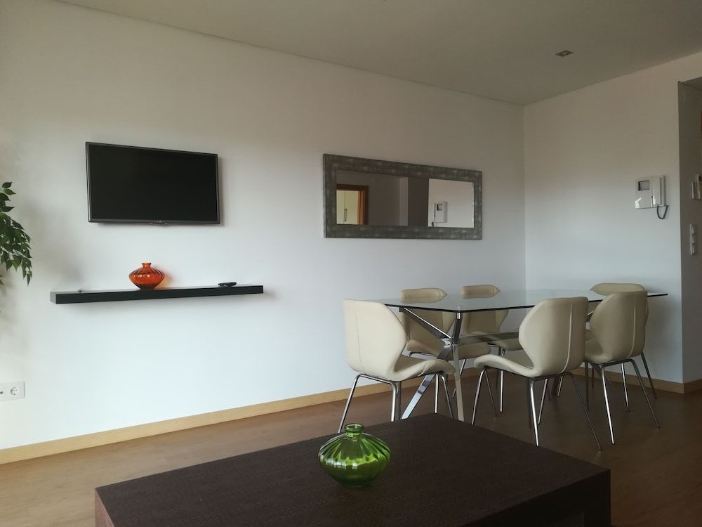 Lisbon Grand View Superior Apartment, 2 Bedrooms 8
