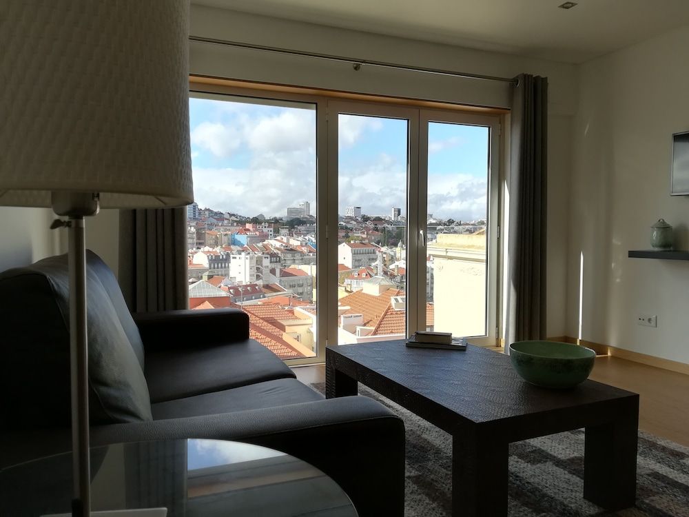undefined Lisbon Grand View 4
