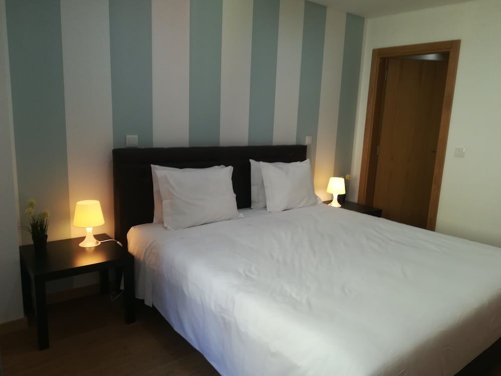 Lisbon Grand View Superior Apartment, 2 Bedrooms 3