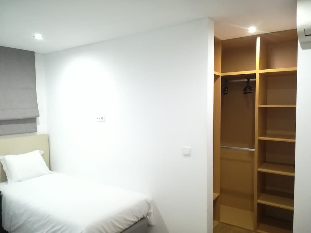 Lisbon Grand View City Apartment, 3 Bedrooms 3