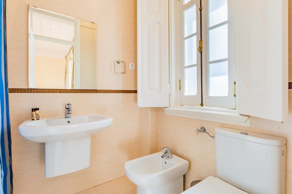 Saldanha Central Urban Lisbon Apartment, 3 Bedrooms 25