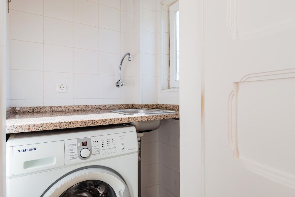 Saldanha Central Urban Lisbon Apartment, 3 Bedrooms 23