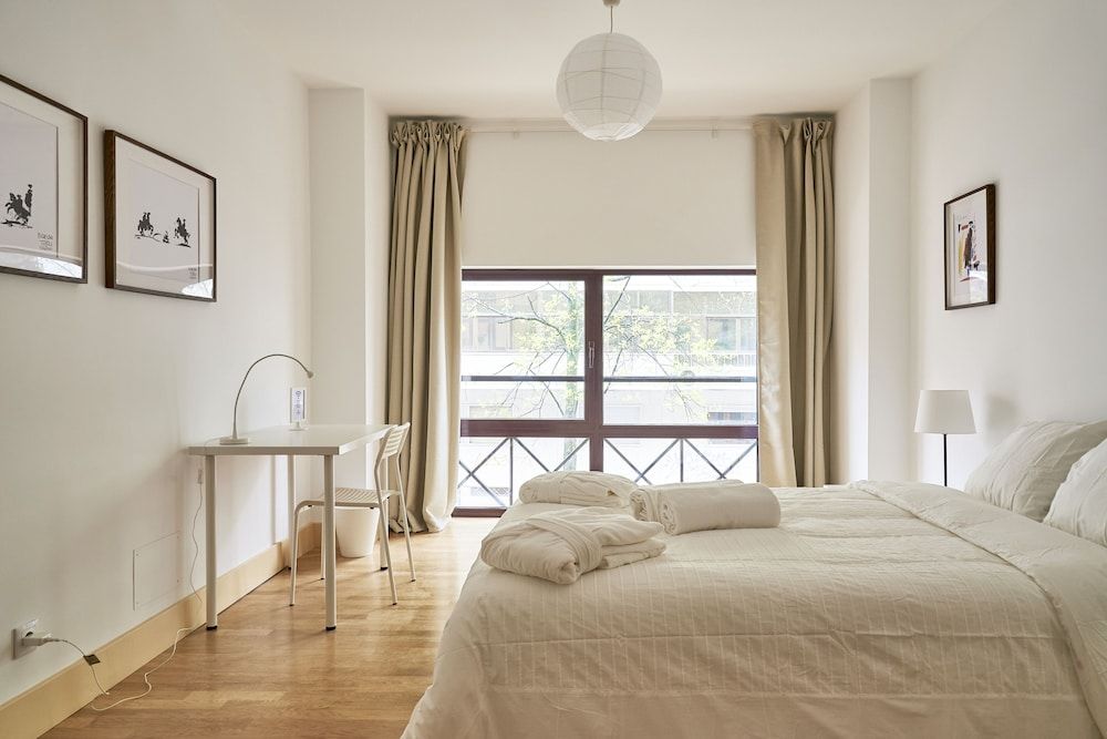 Campo Pequeno Avenida Superior Double Room, Shared Bathroom 2