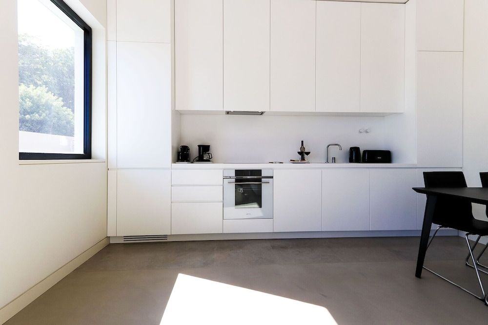 Avenida Premium by Homing Apartment, 1 Bedroom, Accessible, Kitchen 6