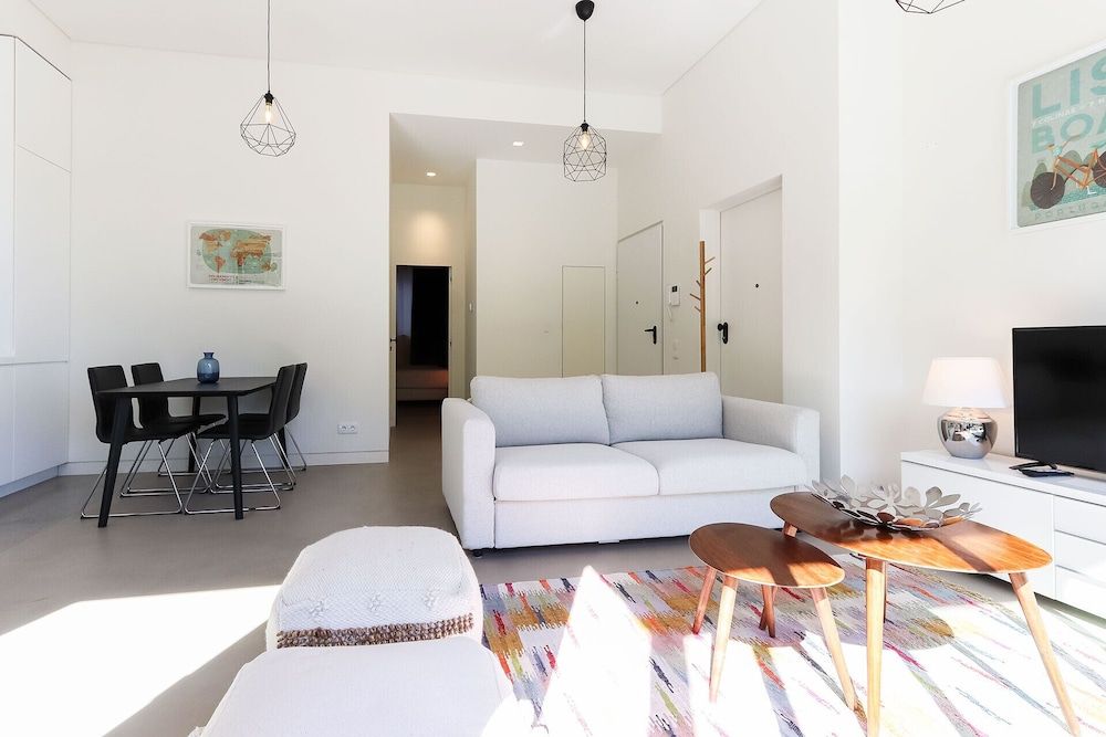 Avenida Premium by Homing Apartment, 1 Bedroom, Accessible, Kitchen 10