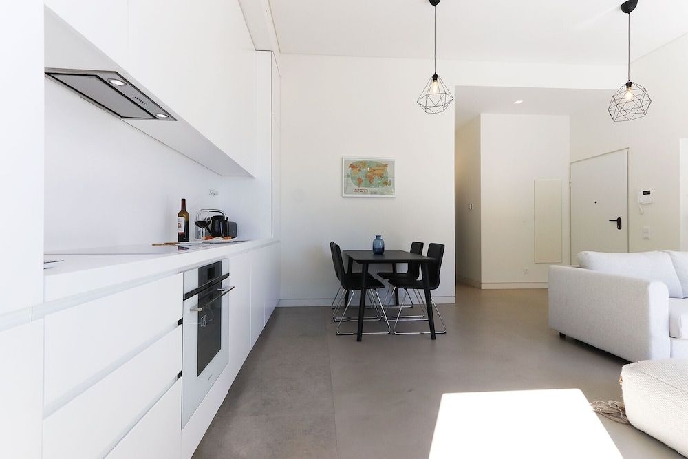 Avenida Premium by Homing Apartment, 1 Bedroom, Accessible, Kitchen 5