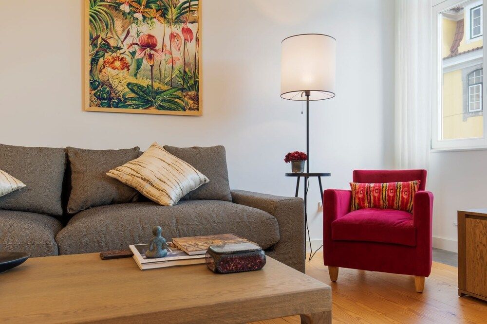 Trendy & Classic 2 Bedroom Apartment Apartment, 2 Bedrooms 25