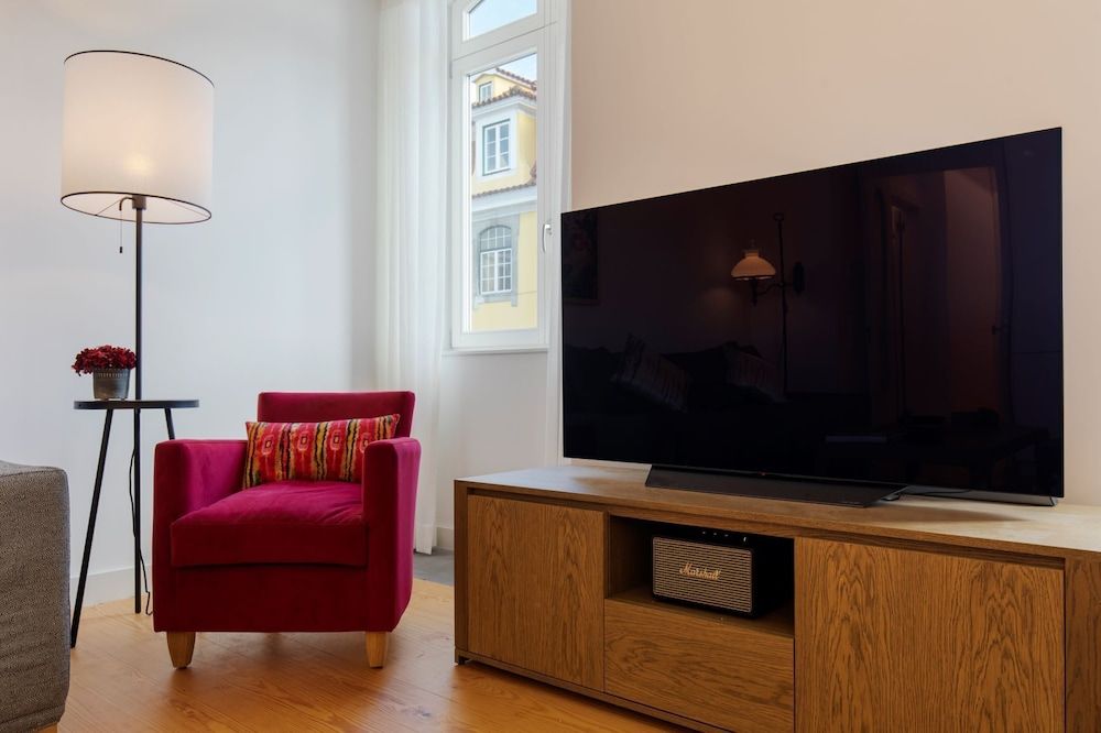 Trendy & Classic 2 Bedroom Apartment Apartment, 2 Bedrooms 26