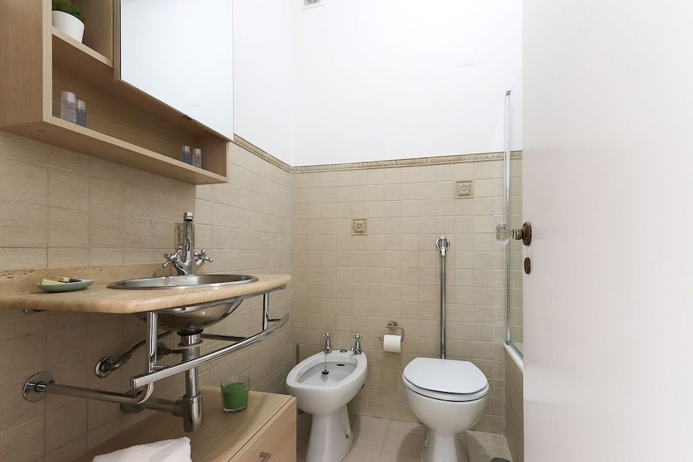 Casa Rose Premium Living All in Lisbon Apartment, 2 Bedrooms 7