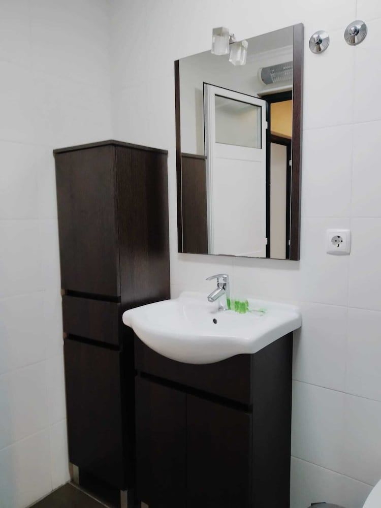 undefined Cozy Apartment in the Heart of Lisbon 10