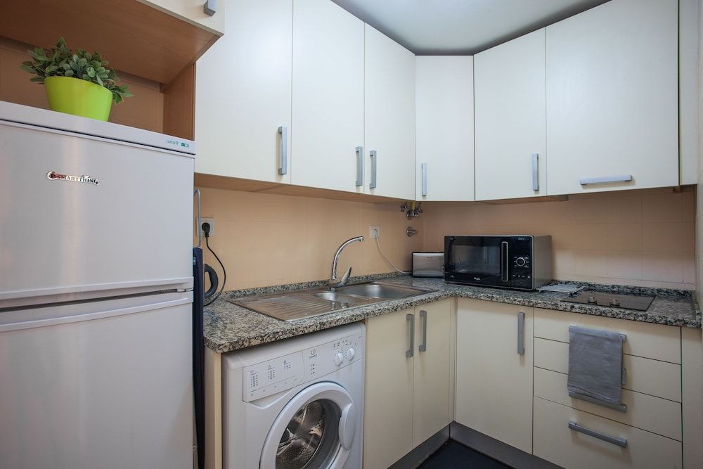 Casa Cara by All In Lisbon City Apartment, 1 Bedroom 5