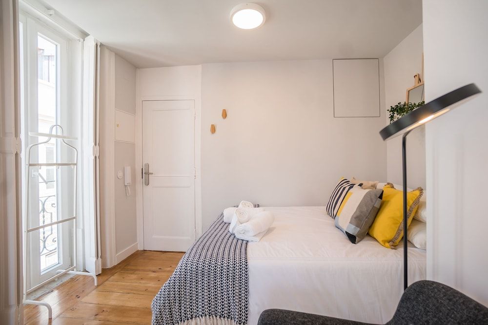 undefined Madragoa Studio 3 4