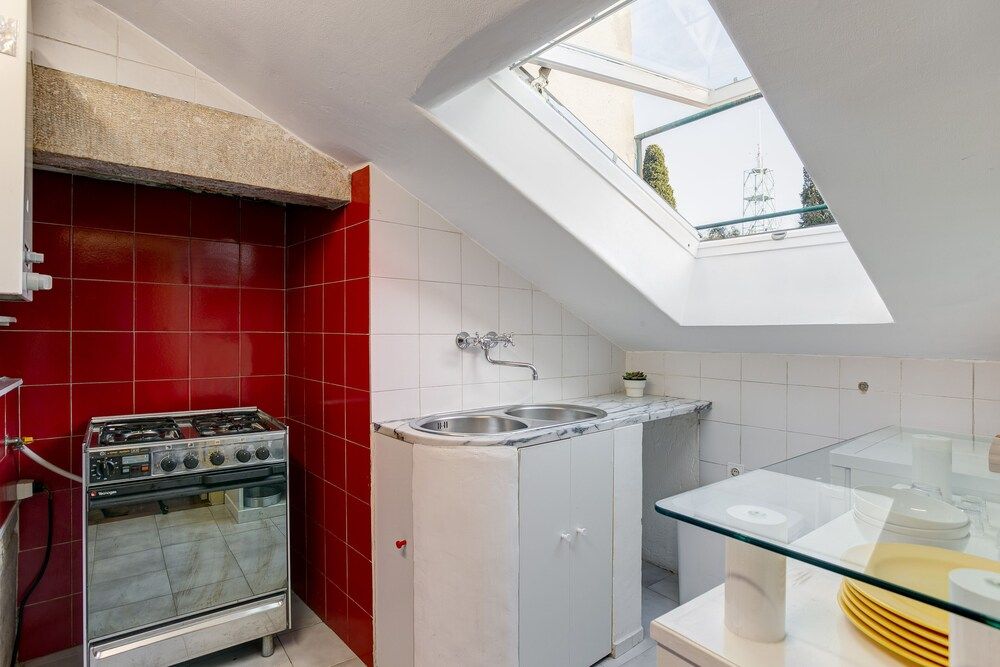 undefined Apartment Terrace in the Heart of Lisbon 10