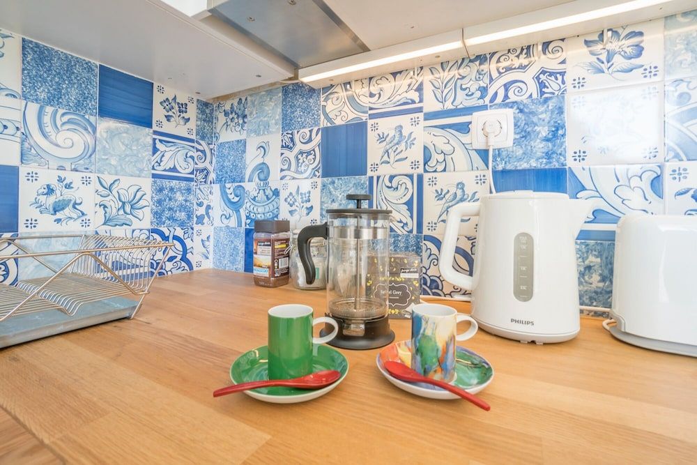 An Ecletic Apartment in Lisbon Apartment, 2 Bedrooms, Sea View 28