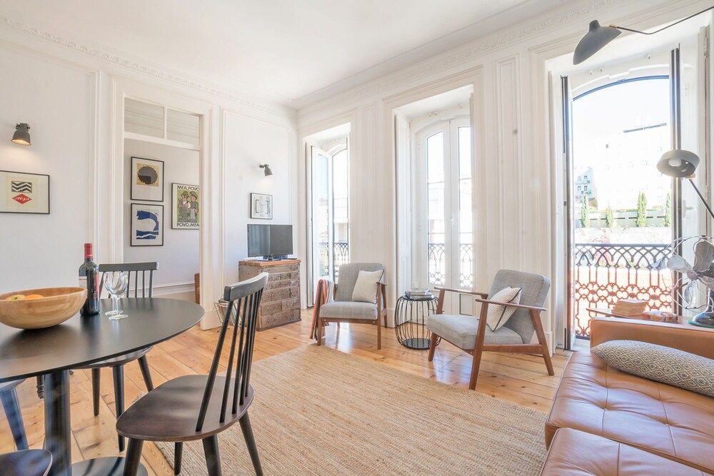 undefined An Ecletic Apartment in Lisbon