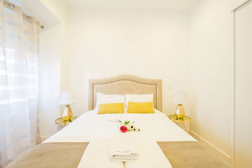 undefined Principe Real Charming and Modern Apartment 6