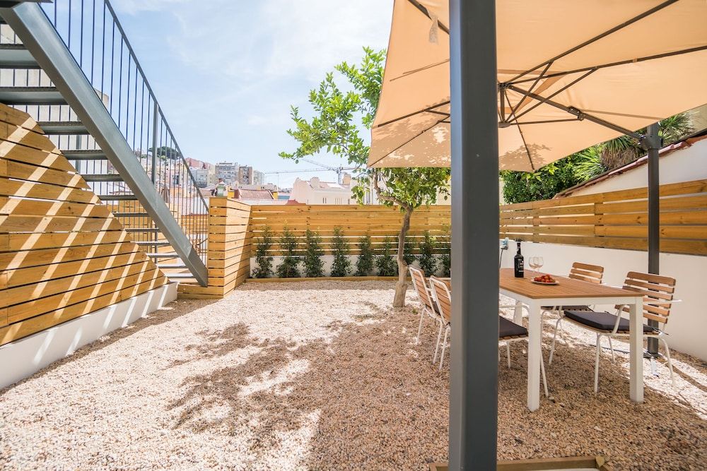 Lemon Tree Garden 3 Bedroom Apartment Apartment, 3 Bedrooms, Terrace 44