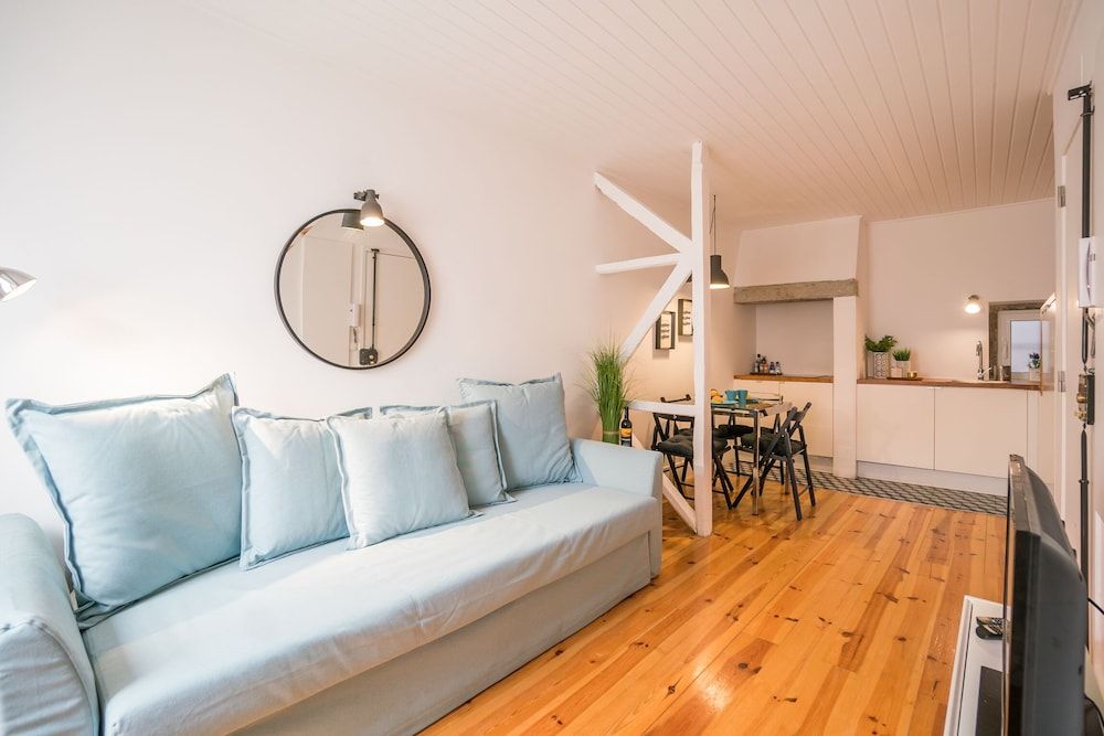 Rose Duplex Apartment 5E Apartment, 1 Bedroom 18