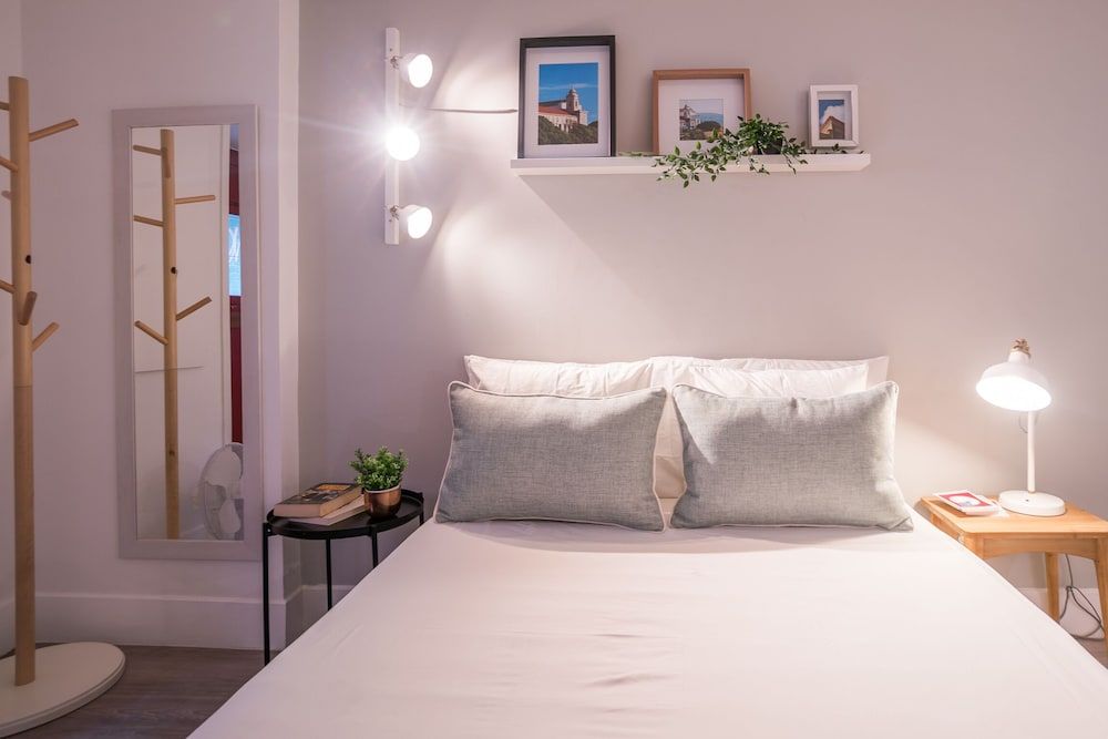 undefined Rose 7 Studio 8