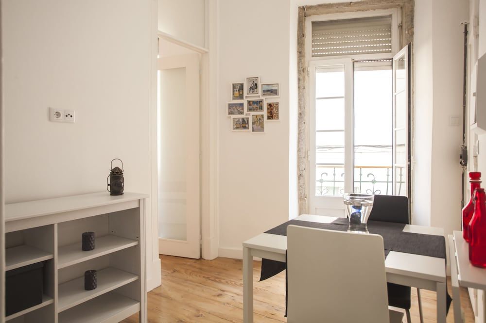 undefined Cool Lisbon Apartment 10