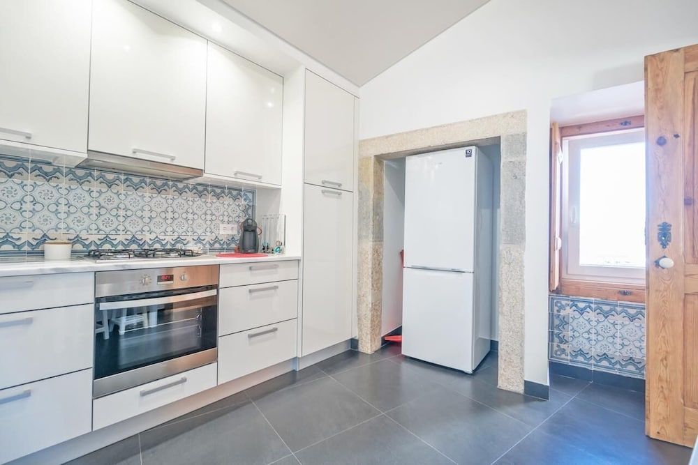 undefined Superb Flat Cathedral & River View 4