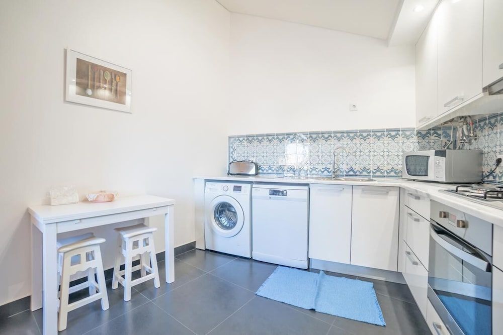 undefined Superb Flat Cathedral & River View 5