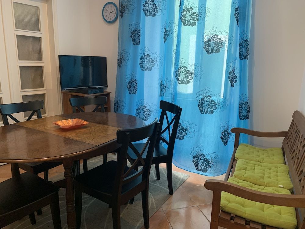 undefined House and Rooms in Lisbon 7