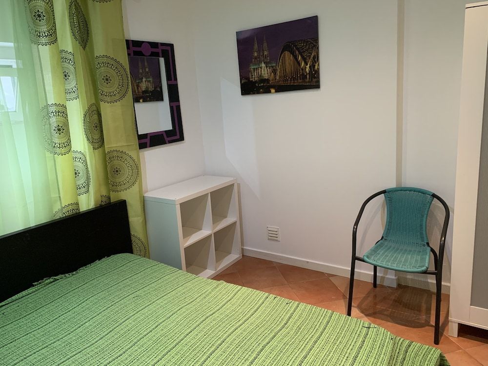 House and Rooms in Lisbon Double Room, Shared Bathroom 3