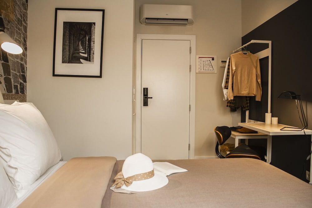 room Select Liberdade Standard Double Room 2