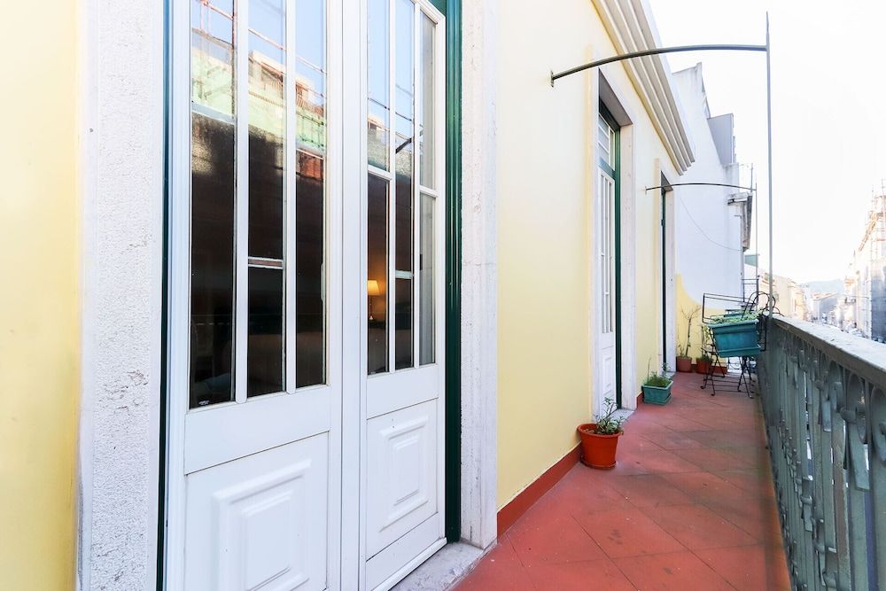 undefined Rato Elegant By Homing 2