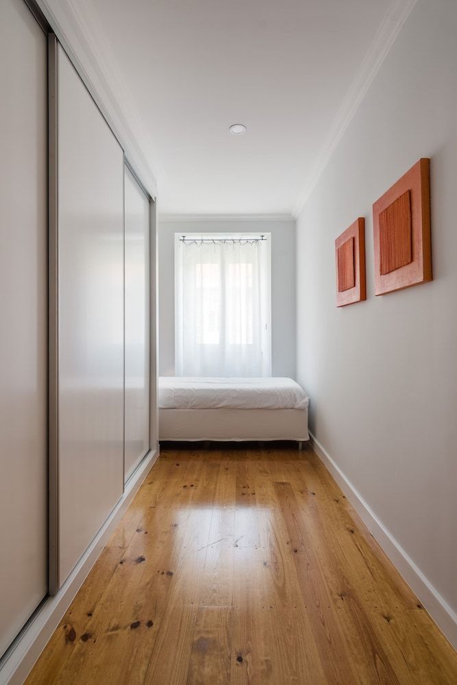 Penha1 · Lisbon's Charming and Bright Apartment Apartment (2 Bedrooms) 12