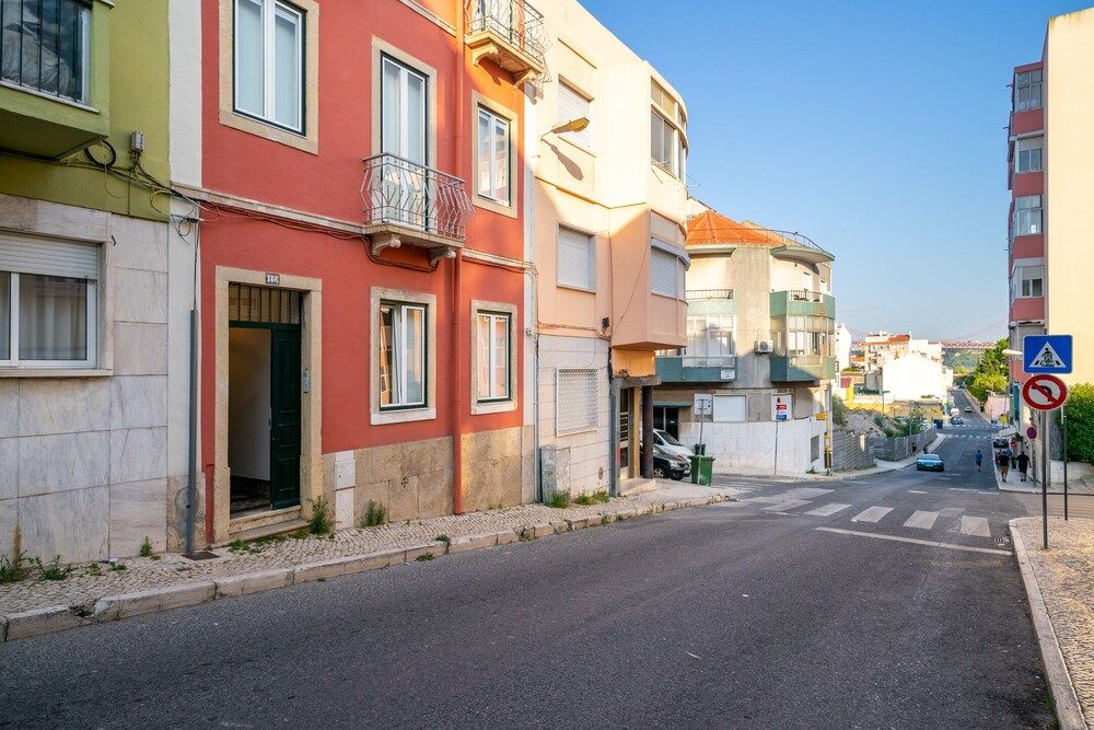 undefined Premium Duplex Business & Families