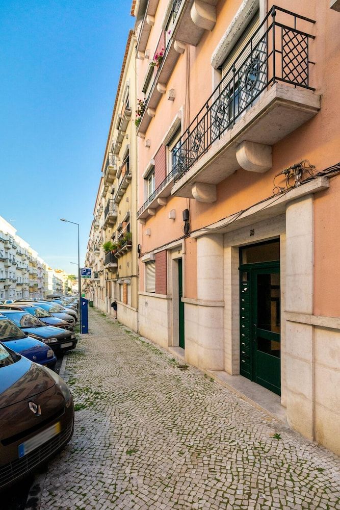 undefined Hideaway Family Apartment