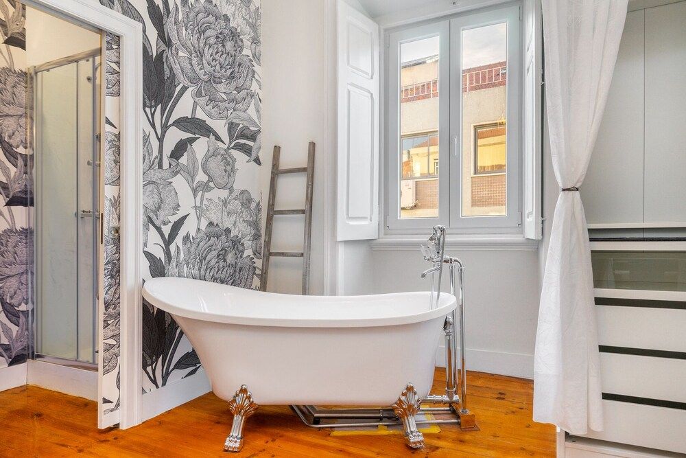 Luxurious Art Deco 3 BR Apartment, 3 Bedrooms, Non Smoking 29