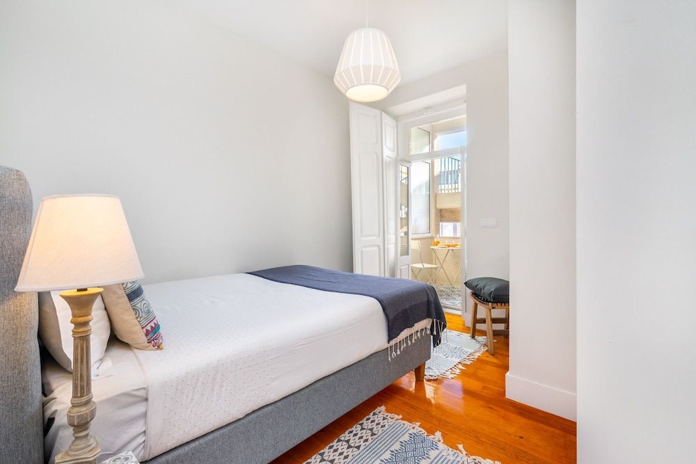 Luxurious Art Deco 3 BR Apartment, 3 Bedrooms, Non Smoking 10