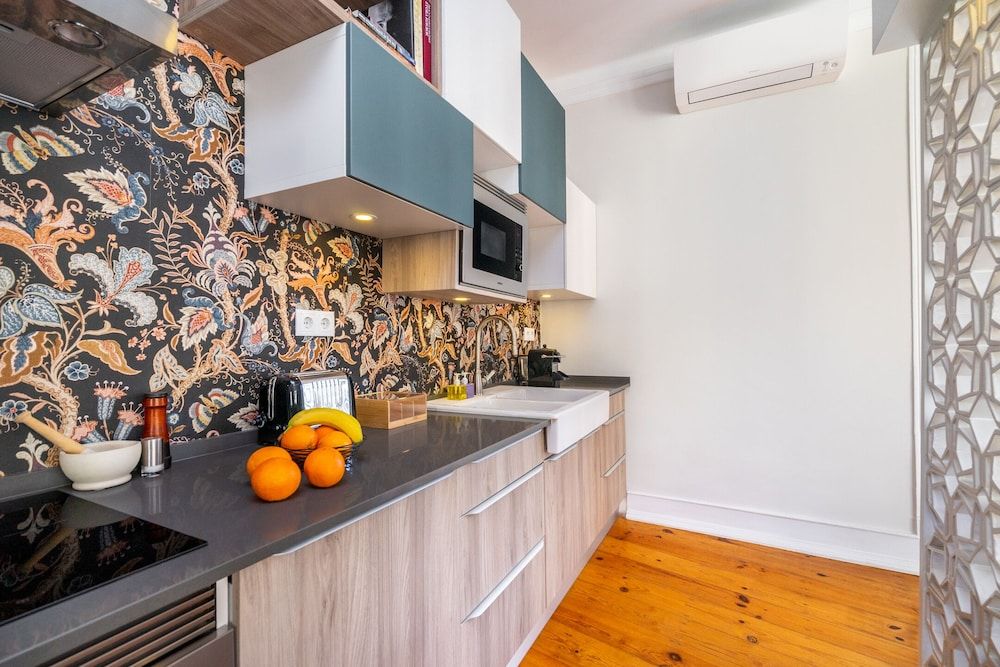 Luxurious Art Deco 3 BR Apartment, 3 Bedrooms, Non Smoking 14