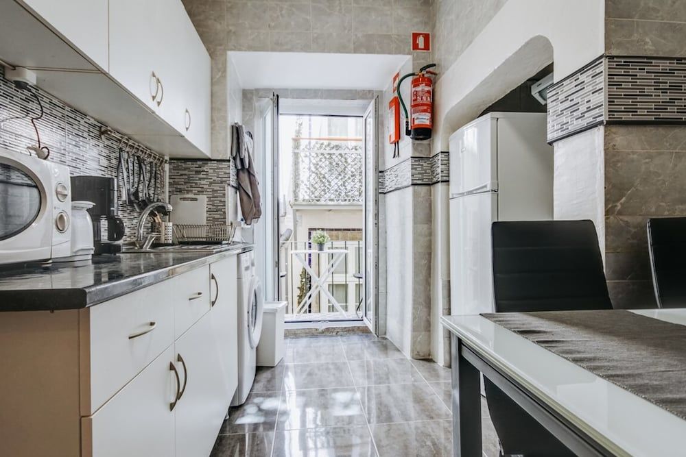 undefined 3 Bedroom Apartment in Baixa With River View 6