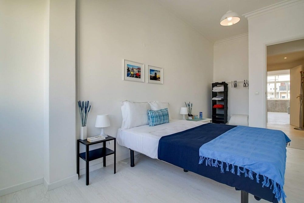 undefined Modern 2 Bedroom Apartment With Views in Lisbon 3