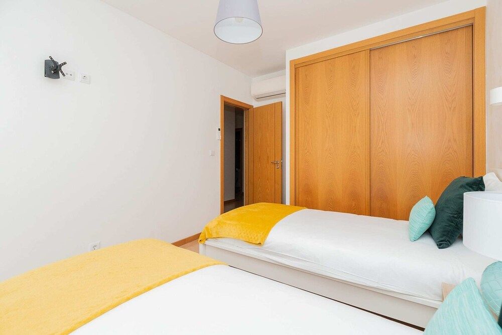 undefined Modern Deco Apartment With Balcony 5