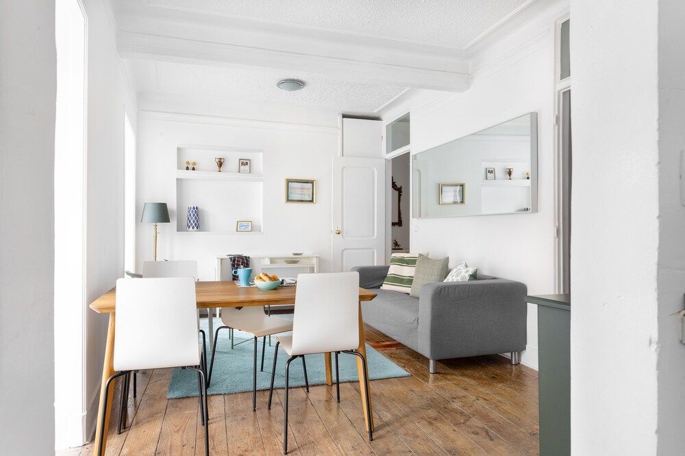 ALTIDO Stunning 4BR Apt w/terrace&seaview in Alfama Comfort Apartment, 4 Bedrooms 18