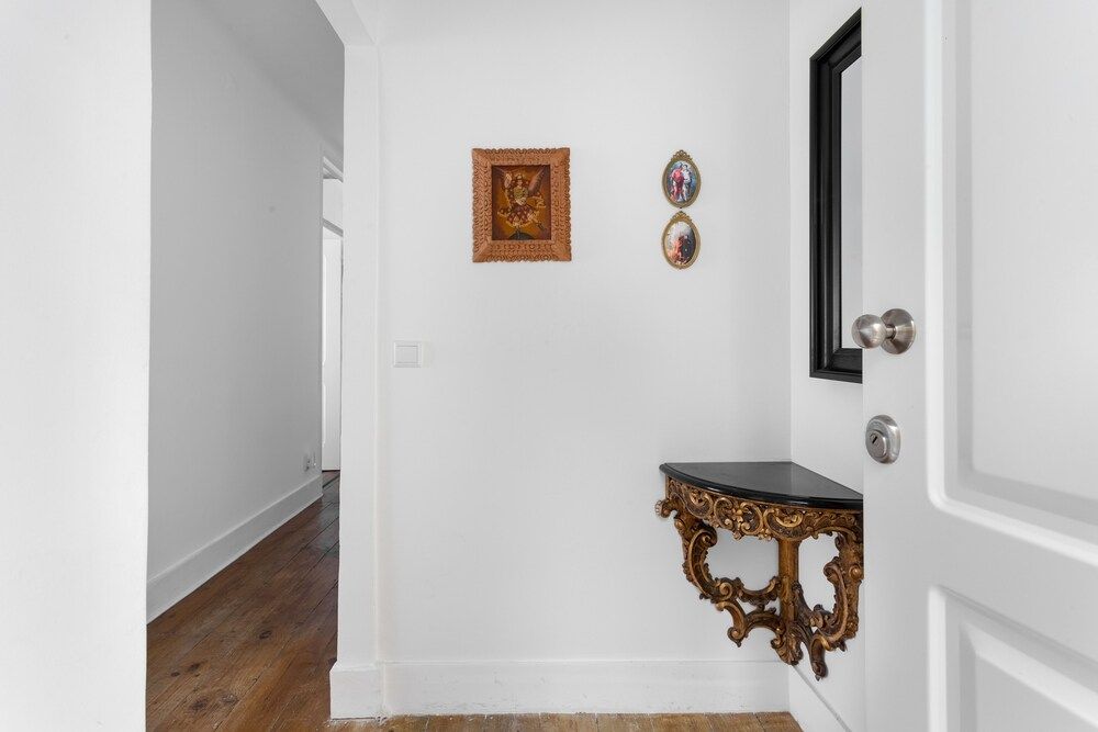 undefined ALTIDO Stunning 4BR Apt w/terrace&seaview in Alfama