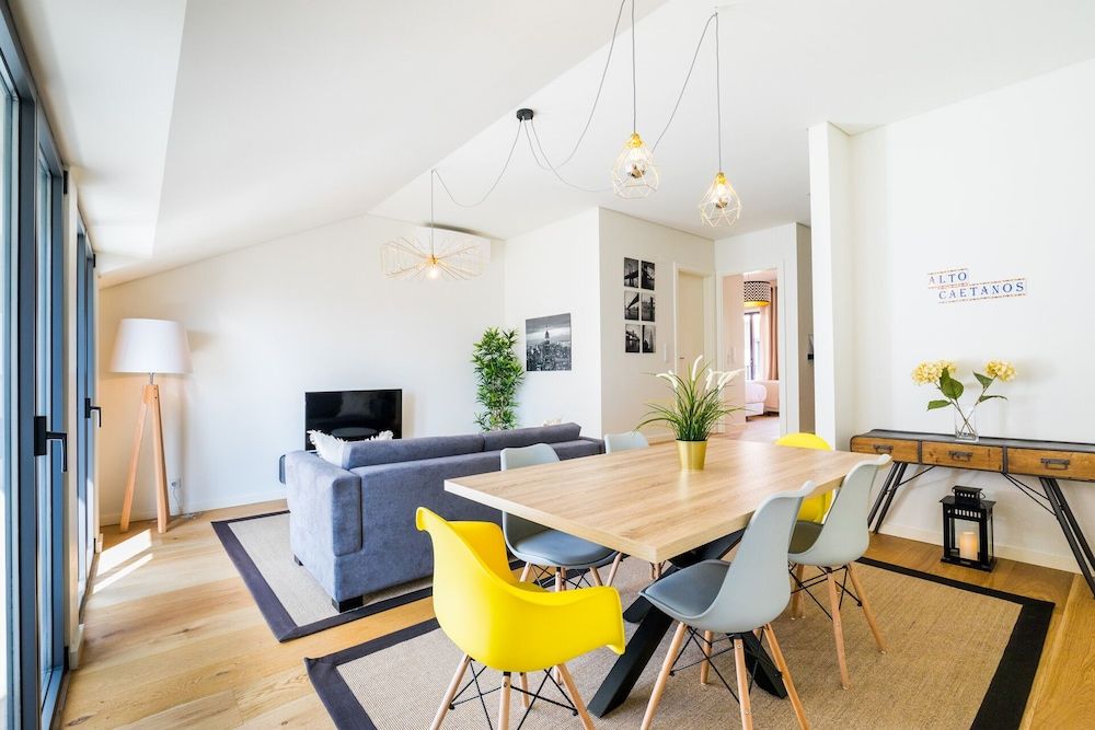 JOIVY Bairro Alto 2-BR Apartment w/Large Terrace Design Apartment, 2 Bedrooms 11