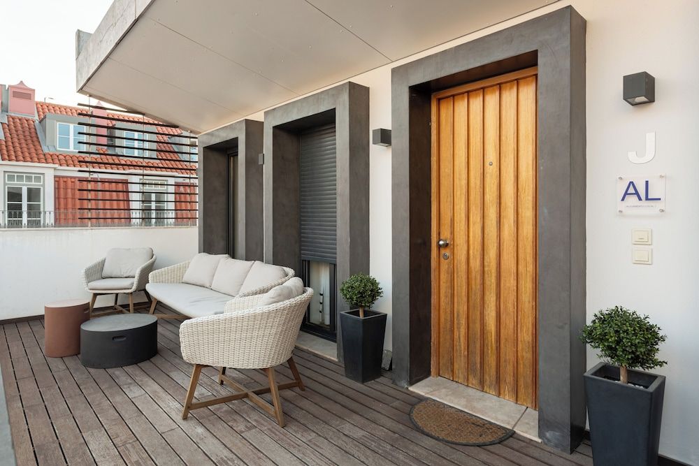 JOIVY 2-BR Flat w/Garage near Castelo de S. Jorge Design Apartment, 2 Bedrooms 18