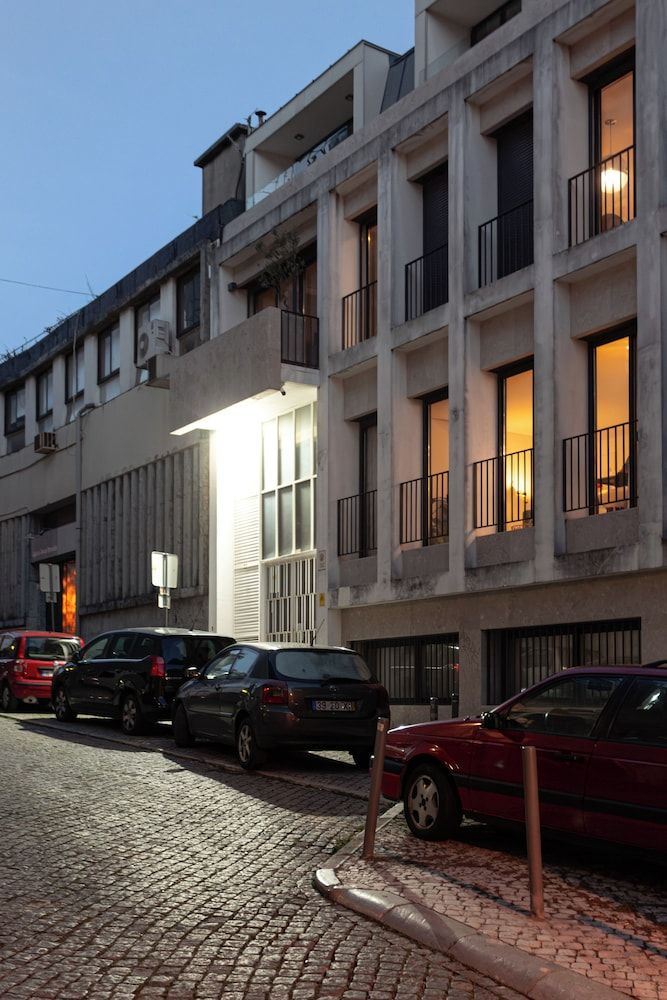 undefined JOIVY 2-BR Flat w/Garage near Castelo de S. Jorge 5