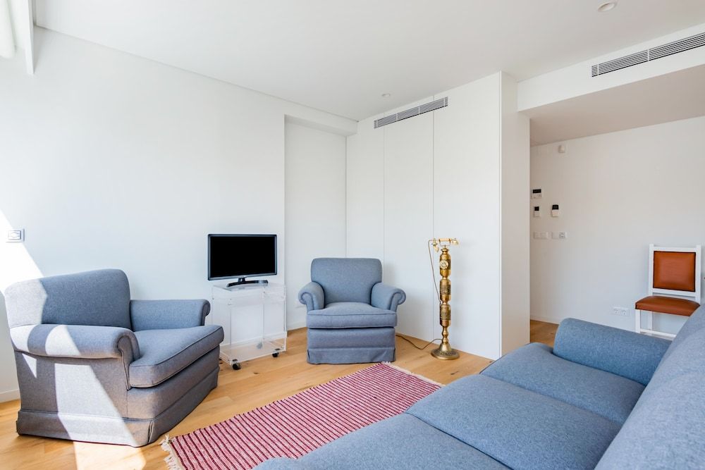 Estrela Modern Flat @ Infante Santo Apartment, 2 Bedrooms 18