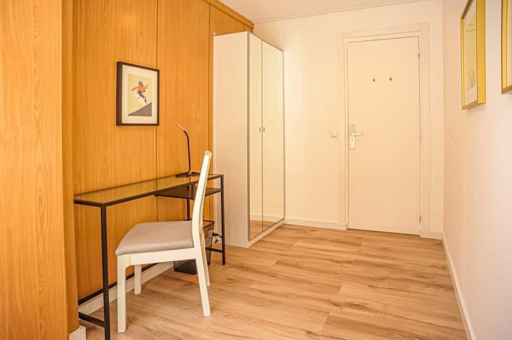 My Fair Lisbon -modern flat with elevator in central Lisbon Single Room, Shared Bathroom (4) 6