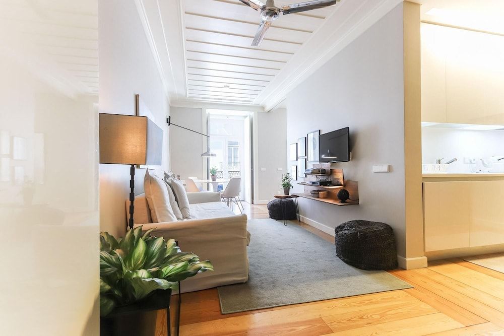 undefined Modern Chiado by Homing 6